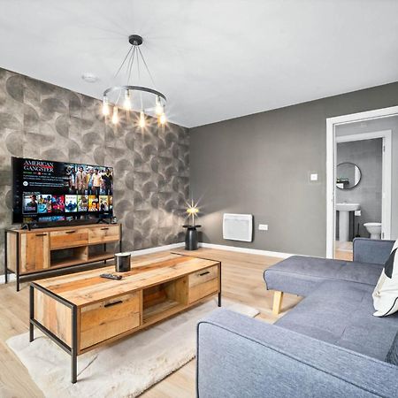 Luxe Apartment With Private Parking In Gated Complex - Close To Jq & City Centre - Top Rated - 7Sh Birmingham Bagian luar foto